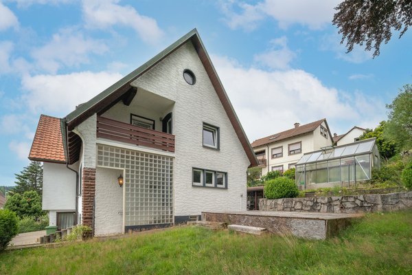 Immobilie in Unterkirnach - Hier können Sie sofort einziehen -  komplett renoviertes Zweifamilienhaus - Bild 37