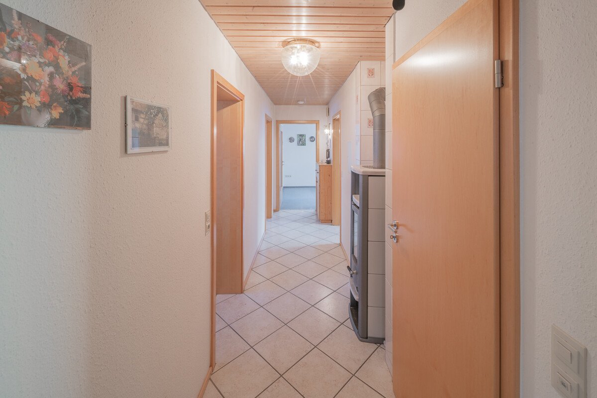 Immobilie in Unlingen - Sonniges Einfamilienhaus sucht neue Besitzer - sonnig, idyllisch, oberschwäbisch, praktisch, gut - Bild 2