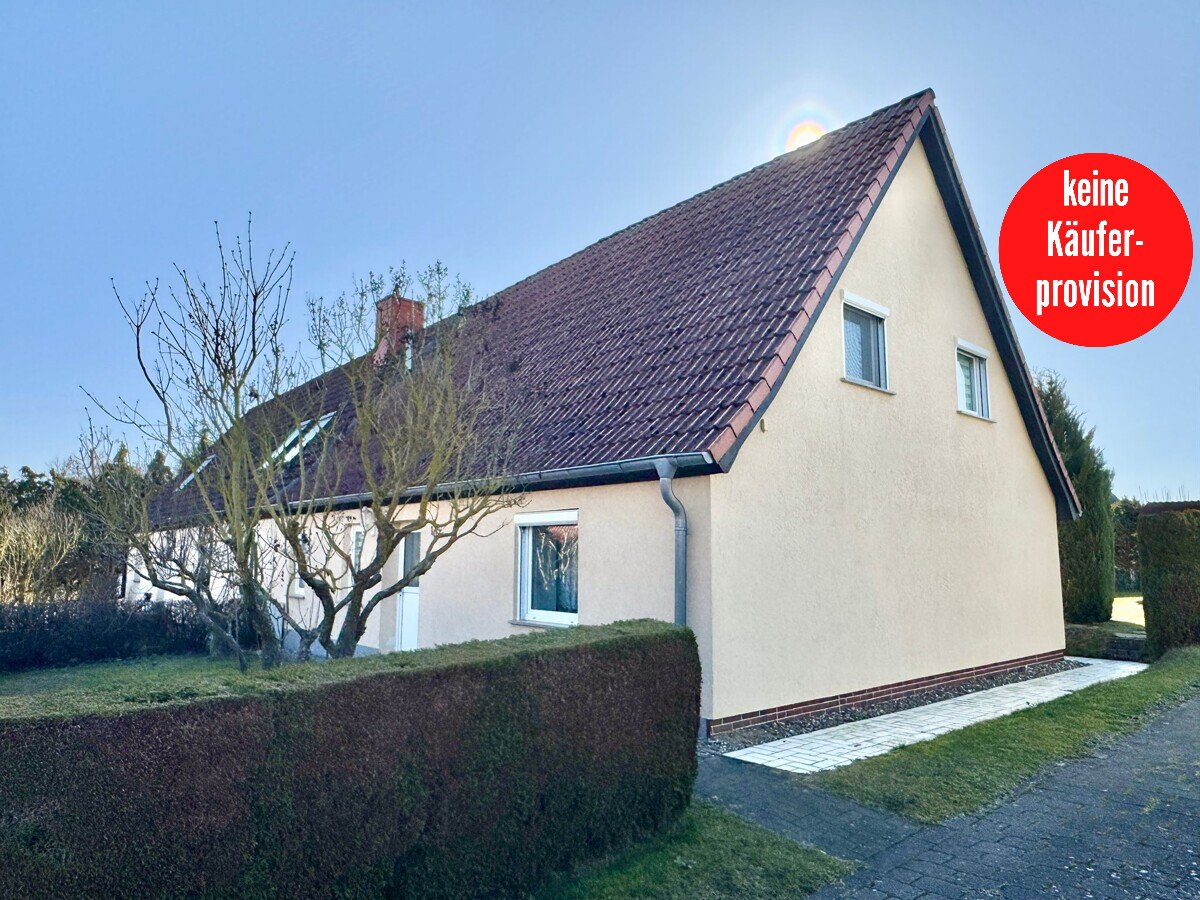 Immobilie in Blankenhof - HORN IMMOBILIEN ++ 4 km bis Neubrandenburg, Haus mit großem Grundstück - Bild 0