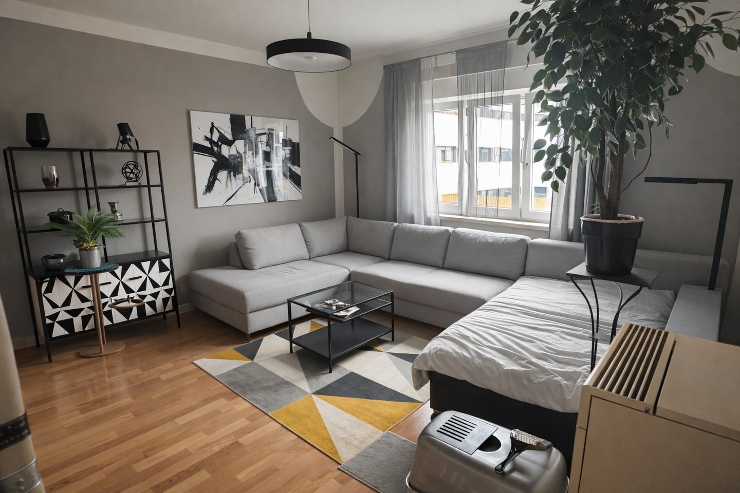 Immobilie in Weiden in der Oberpfalz - Charmantes Mehrfamilienhaus mit großem Potenzial zur Eigennutzung in zentraler Lage - Bild 4